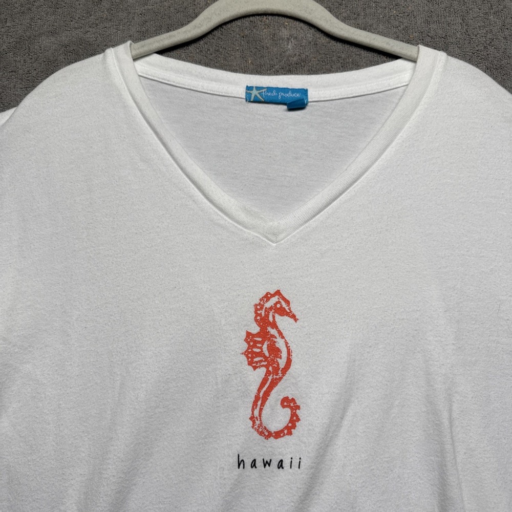 Fresh Produce T-Shirt Women's Medium White Seahorse Hawaii Print Coastal Style